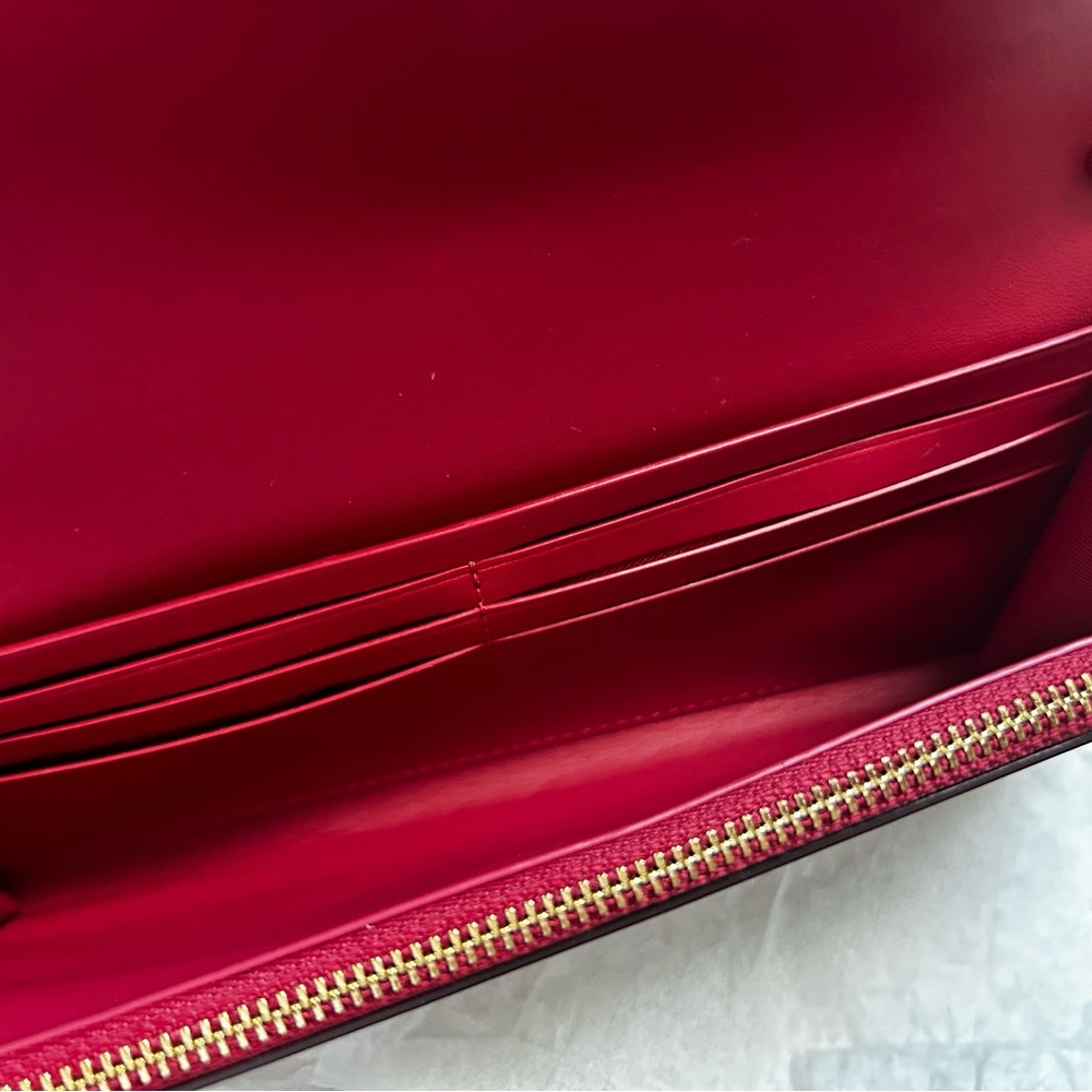 NWT- COACH Red Smooth calf Leather Envelope Wristlet Clutch or crossbody - Picture 6 of 10